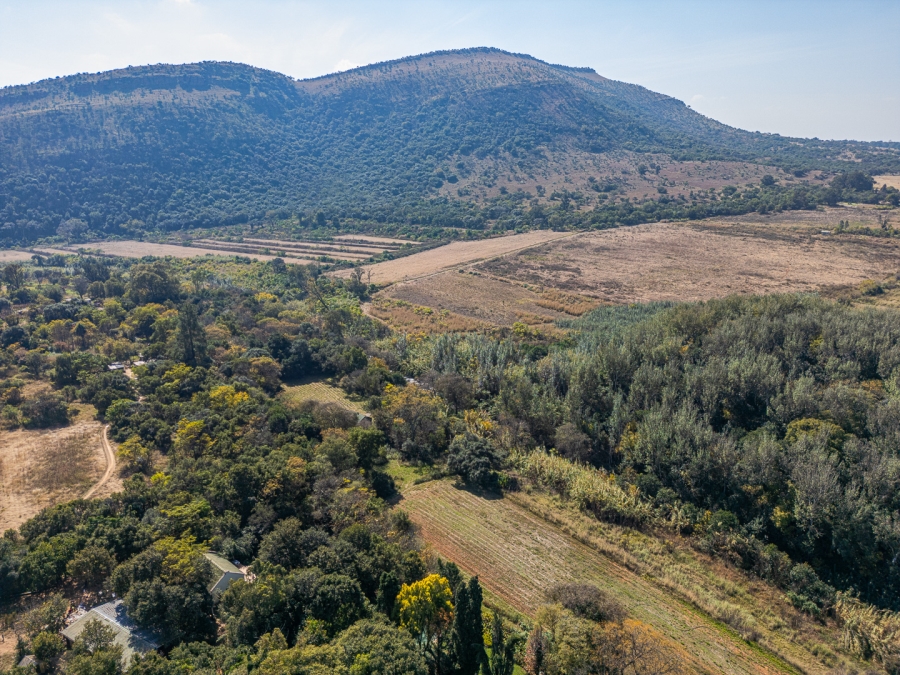 4 Bedroom Property for Sale in Hartbeespoort Rural North West